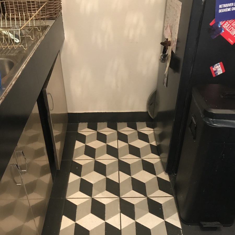 Peinture sur carrelage - inspiration carreaux de ciment